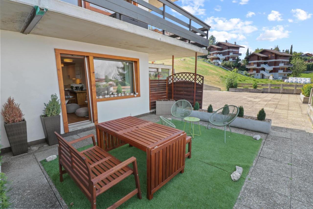 Superbe Appartement Avec Piscine Нанда Экстерьер фото